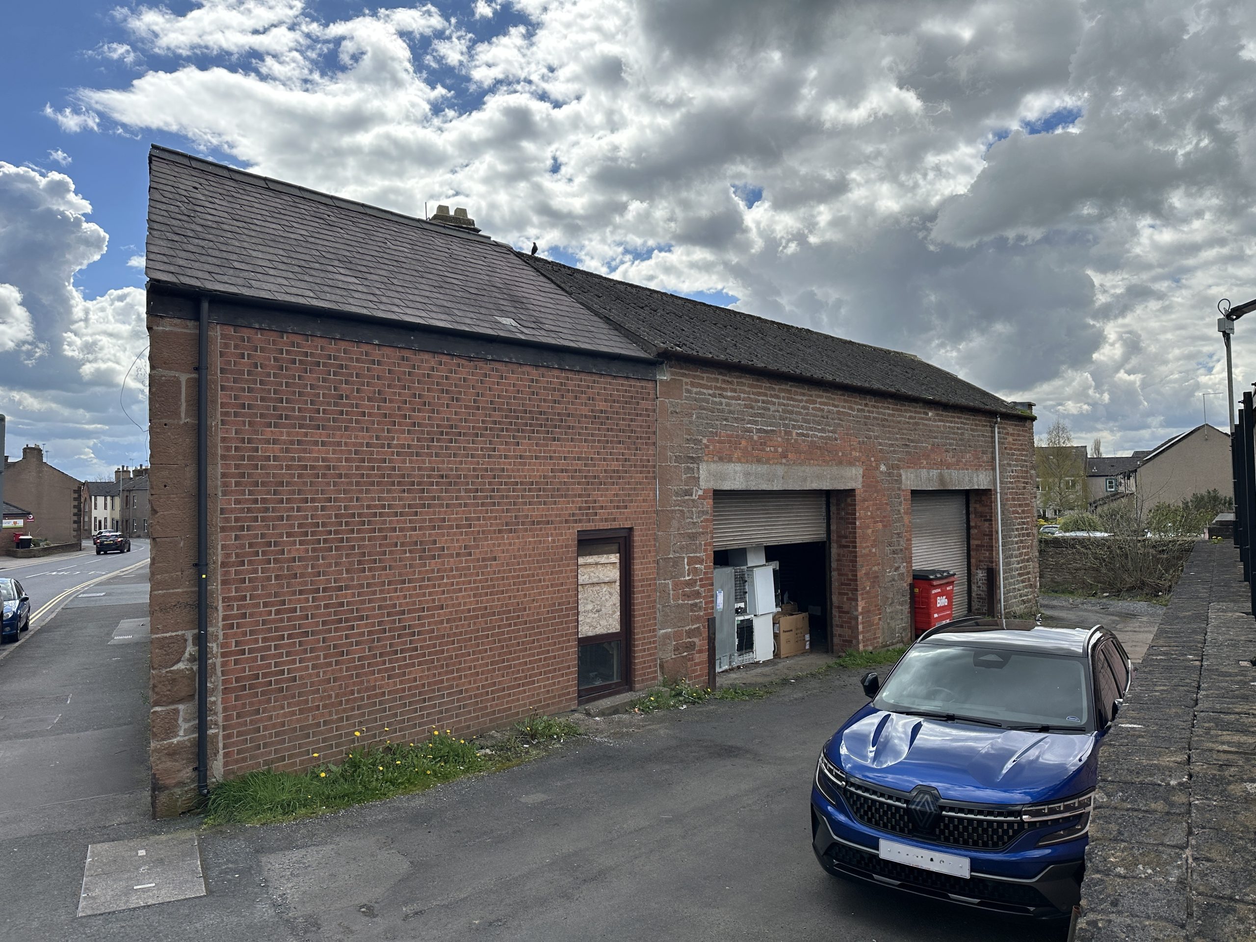 Prominent located warehouse/workshop building in Penrith (i.e. 105 Scotland Rd)